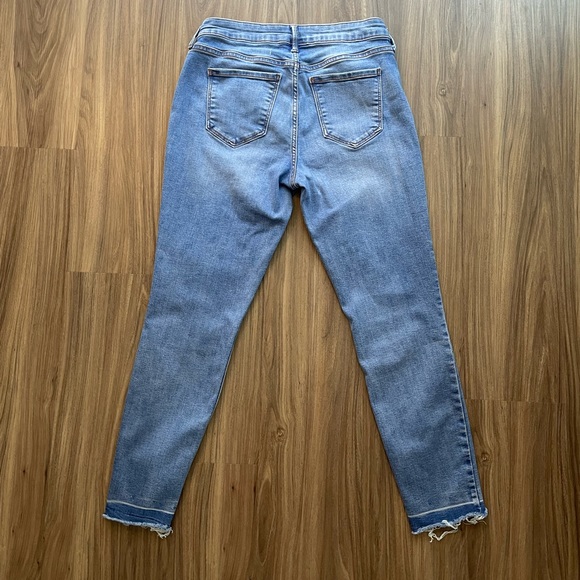 Old Navy Rockstar Jeans - Picture 5 of 6